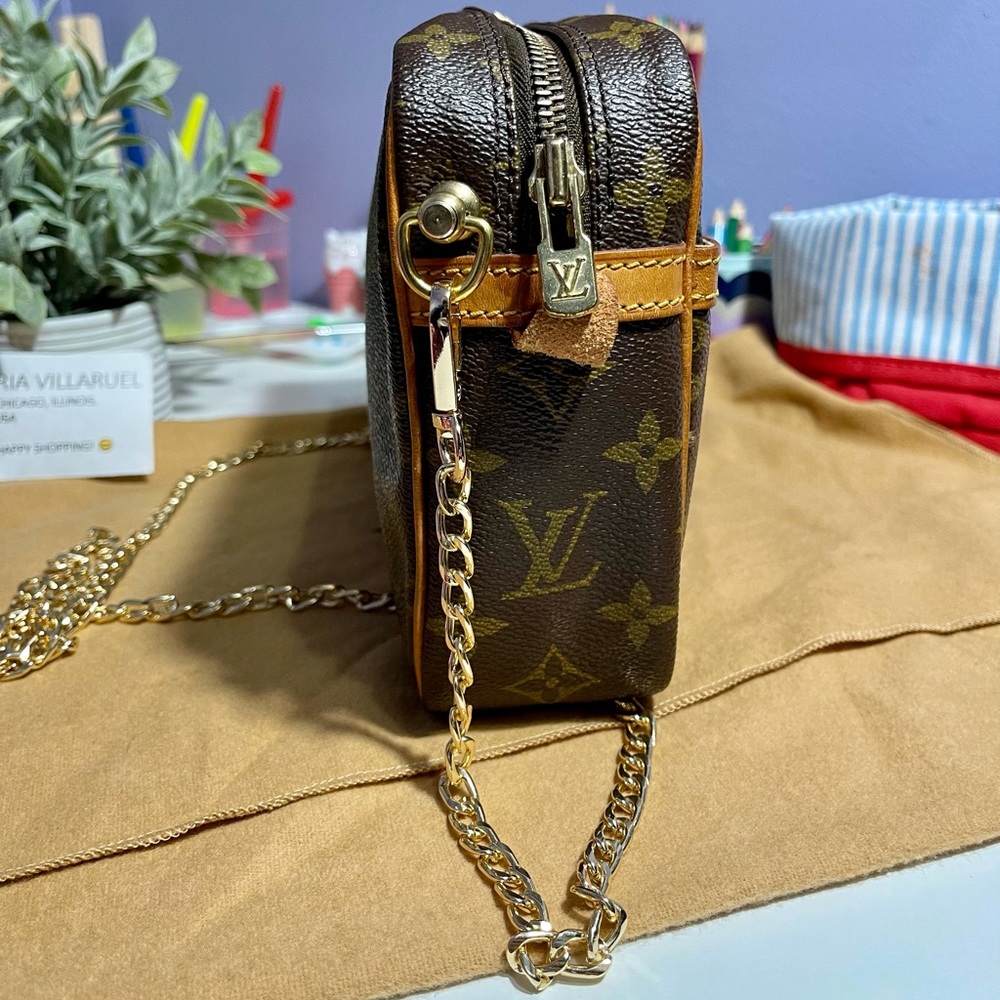 Preloved Authentic LV Monogram Crossbody/Sling. - Picture 3 of 14